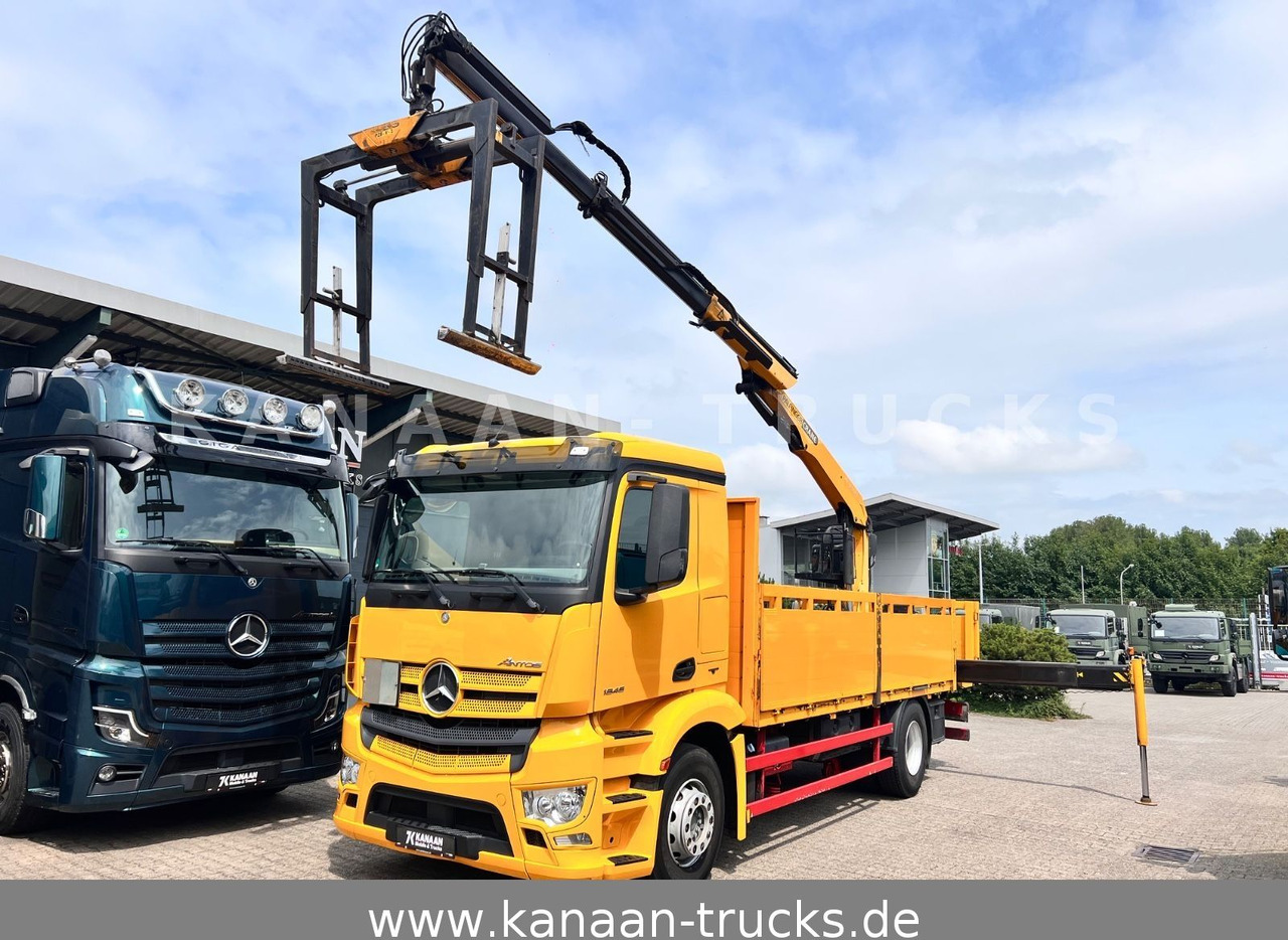 Mercedes-Benz 1845 Antos 4x2 Baustoffkran Palfinger 21001L - Kamion s kranom: slika Mercedes-Benz 1845 Antos 4x2 Baustoffkran Palfinger 21001L - Kamion s kranom Mercedes-Benz 1845 Antos 4x2 Baustoffkran Palfinger 21001L - Kamion s kranom: slika Mercedes-Benz 1845 Antos 4x2 Baustoffkran Palfinger 21001L - Kamion s kranom