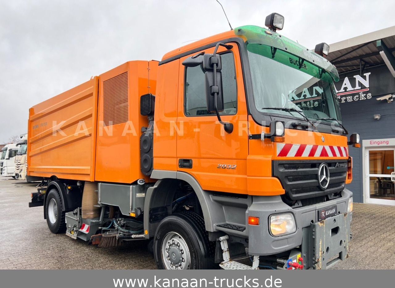 Mercedes-Benz 2032 Actros 4x4 Bucher STKF 9500 AIRPORT KLIMA - Cestovna čistilica: slika Mercedes-Benz 2032 Actros 4x4 Bucher STKF 9500 AIRPORT KLIMA - Cestovna čistilica Mercedes-Benz 2032 Actros 4x4 Bucher STKF 9500 AIRPORT KLIMA - Cestovna čistilica: slika Mercedes-Benz 2032 Actros 4x4 Bucher STKF 9500 AIRPORT KLIMA - Cestovna čistilica