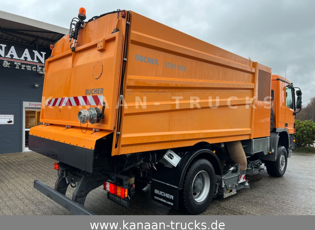 Mercedes-Benz 2032 Actros 4x4 Bucher STKF 9500 AIRPORT KLIMA - Cestovna čistilica: slika Mercedes-Benz 2032 Actros 4x4 Bucher STKF 9500 AIRPORT KLIMA - Cestovna čistilica Mercedes-Benz 2032 Actros 4x4 Bucher STKF 9500 AIRPORT KLIMA - Cestovna čistilica: slika Mercedes-Benz 2032 Actros 4x4 Bucher STKF 9500 AIRPORT KLIMA - Cestovna čistilica