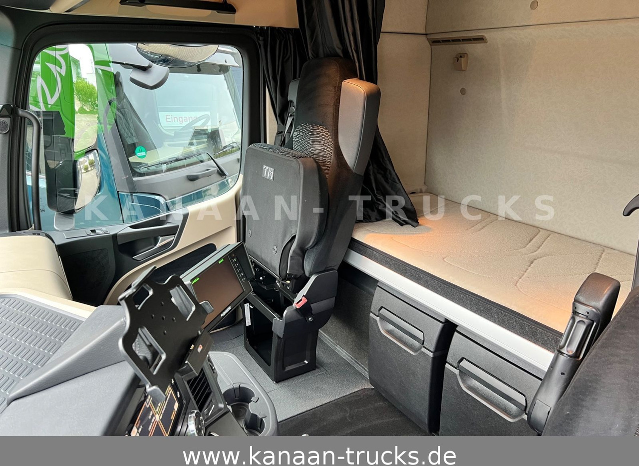 Kamion s kranom Mercedes-Benz 2548 Actros 6x2 Pritsche Moffet Mitnahme stapler: slika Kamion s kranom Mercedes-Benz 2548 Actros 6x2 Pritsche Moffet Mitnahme stapler