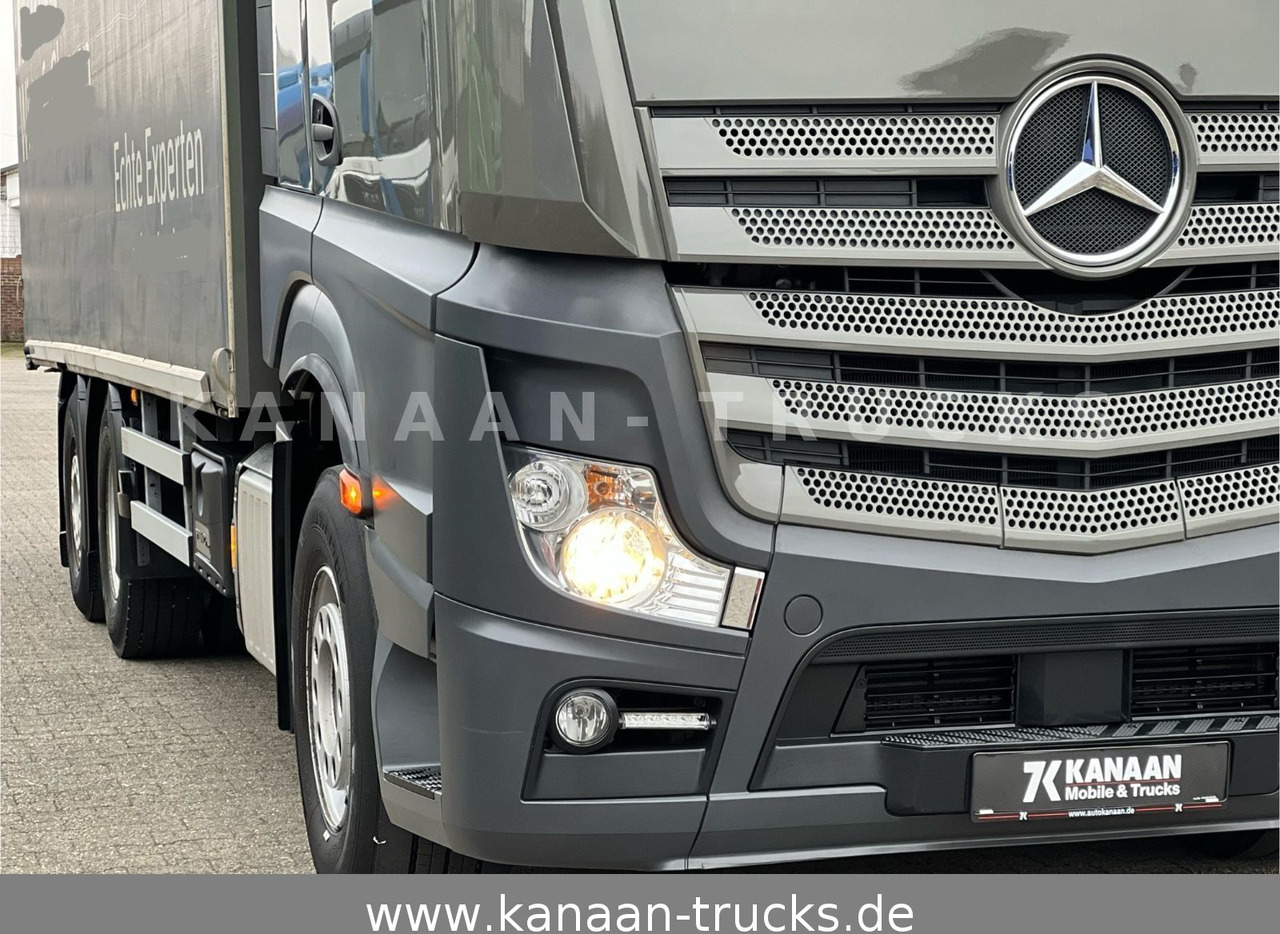 Mercedes-Benz 2548 Actros 6x2 Pritsche Moffet Mitnahme stapler - Kamion s kranom: slika Mercedes-Benz 2548 Actros 6x2 Pritsche Moffet Mitnahme stapler - Kamion s kranom Mercedes-Benz 2548 Actros 6x2 Pritsche Moffet Mitnahme stapler - Kamion s kranom: slika Mercedes-Benz 2548 Actros 6x2 Pritsche Moffet Mitnahme stapler - Kamion s kranom