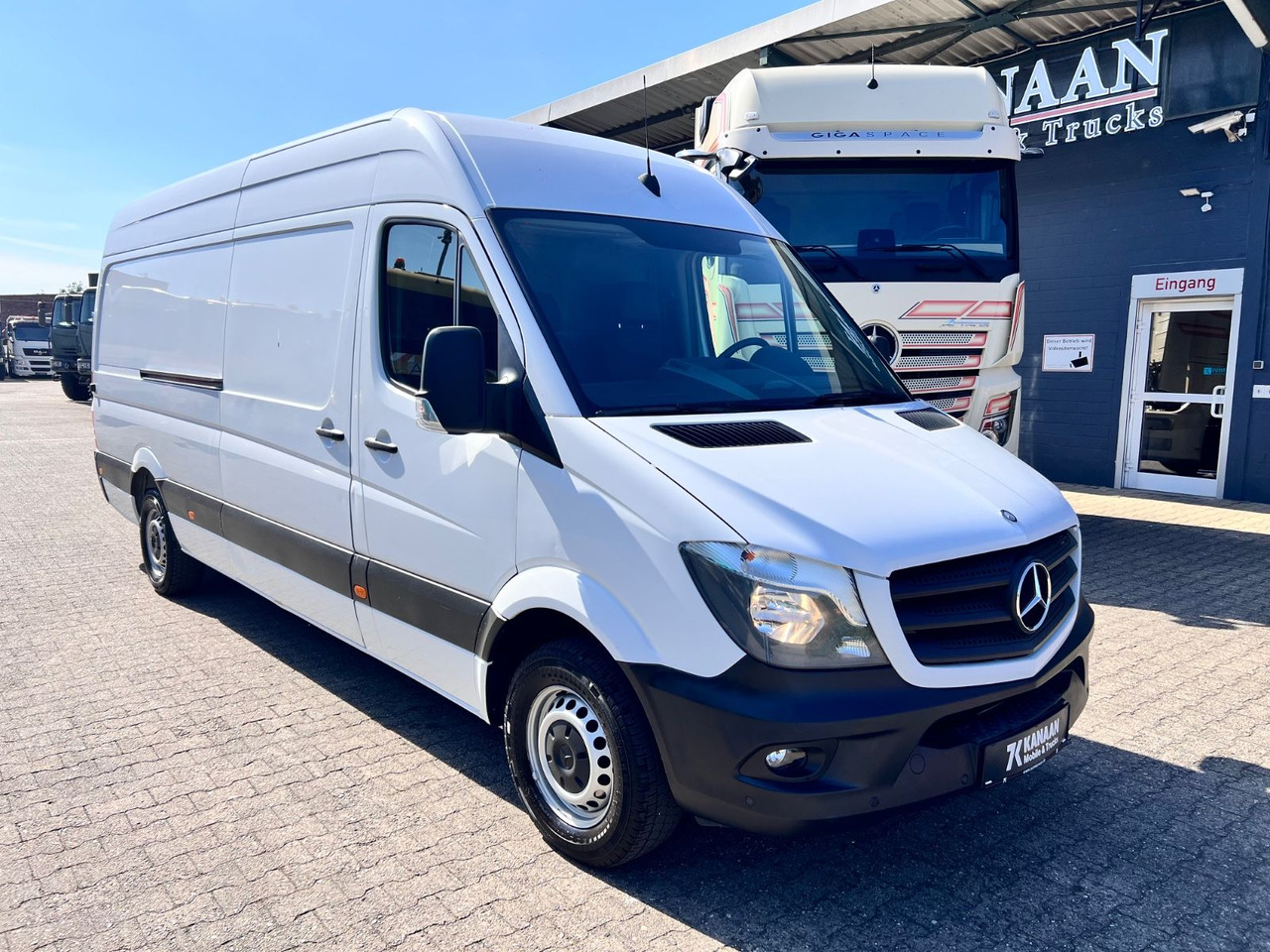 Mercedes-Benz Sprinter II Kasten 316 CDI MAXI - Furgon: slika Mercedes-Benz Sprinter II Kasten 316 CDI MAXI - Furgon Mercedes-Benz Sprinter II Kasten 316 CDI MAXI - Furgon: slika Mercedes-Benz Sprinter II Kasten 316 CDI MAXI - Furgon