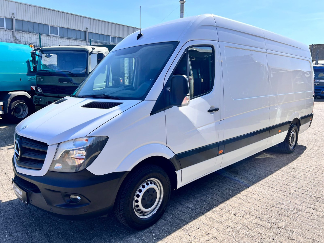 Mercedes-Benz Sprinter II Kasten 316 CDI MAXI - Furgon: slika Mercedes-Benz Sprinter II Kasten 316 CDI MAXI - Furgon Mercedes-Benz Sprinter II Kasten 316 CDI MAXI - Furgon: slika Mercedes-Benz Sprinter II Kasten 316 CDI MAXI - Furgon