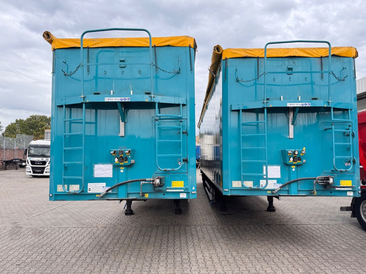 Poluprikolica s pokretnim podom Stas S 300 ZX Walkingfloor Schubboden 2 x Vorhanden: slika Poluprikolica s pokretnim podom Stas S 300 ZX Walkingfloor Schubboden 2 x Vorhanden Poluprikolica s pokretnim podom Stas S 300 ZX Walkingfloor Schubboden 2 x Vorhanden: slika Poluprikolica s pokretnim podom Stas S 300 ZX Walkingfloor Schubboden 2 x Vorhanden