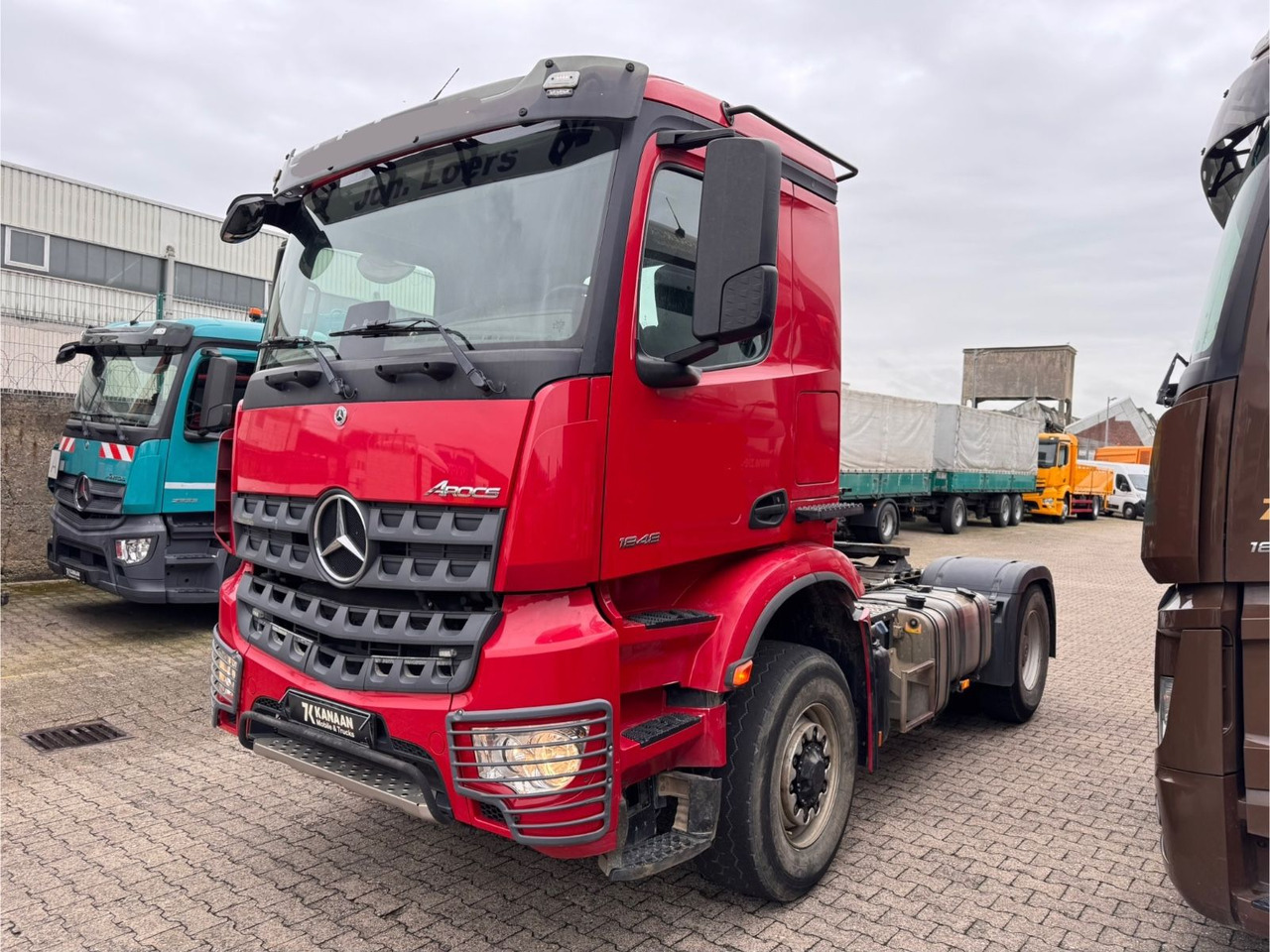 Mercedes-Benz 1848 Arocs 4 HAD 4x4 Kipphydraulik TÜV Neu - Tegljač: slika Mercedes-Benz 1848 Arocs 4 HAD 4x4 Kipphydraulik TÜV Neu - Tegljač Mercedes-Benz 1848 Arocs 4 HAD 4x4 Kipphydraulik TÜV Neu - Tegljač: slika Mercedes-Benz 1848 Arocs 4 HAD 4x4 Kipphydraulik TÜV Neu - Tegljač