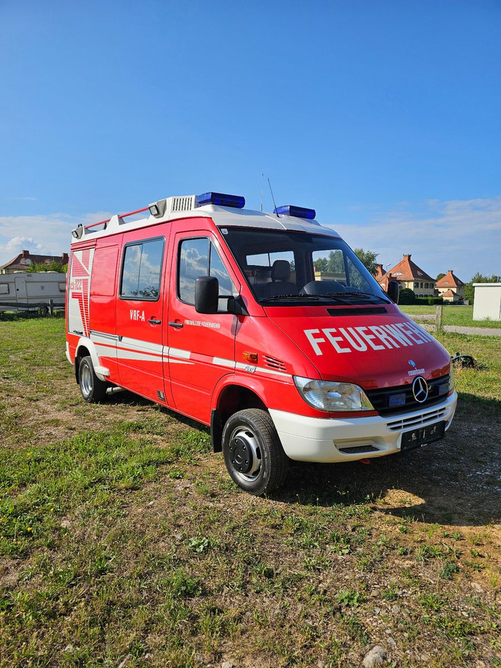 Mercedes-Benz Allrad Sprinter 416 Feuerwehr 4x4 VAN - Dostavno vozilo: slika Mercedes-Benz Allrad Sprinter 416 Feuerwehr 4x4 VAN - Dostavno vozilo Mercedes-Benz Allrad Sprinter 416 Feuerwehr 4x4 VAN - Dostavno vozilo: slika Mercedes-Benz Allrad Sprinter 416 Feuerwehr 4x4 VAN - Dostavno vozilo