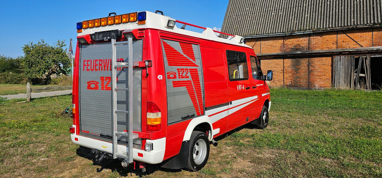 Mercedes-Benz Allrad Sprinter 416 Feuerwehr 4x4 VAN - Dostavno vozilo: slika Mercedes-Benz Allrad Sprinter 416 Feuerwehr 4x4 VAN - Dostavno vozilo Mercedes-Benz Allrad Sprinter 416 Feuerwehr 4x4 VAN - Dostavno vozilo: slika Mercedes-Benz Allrad Sprinter 416 Feuerwehr 4x4 VAN - Dostavno vozilo