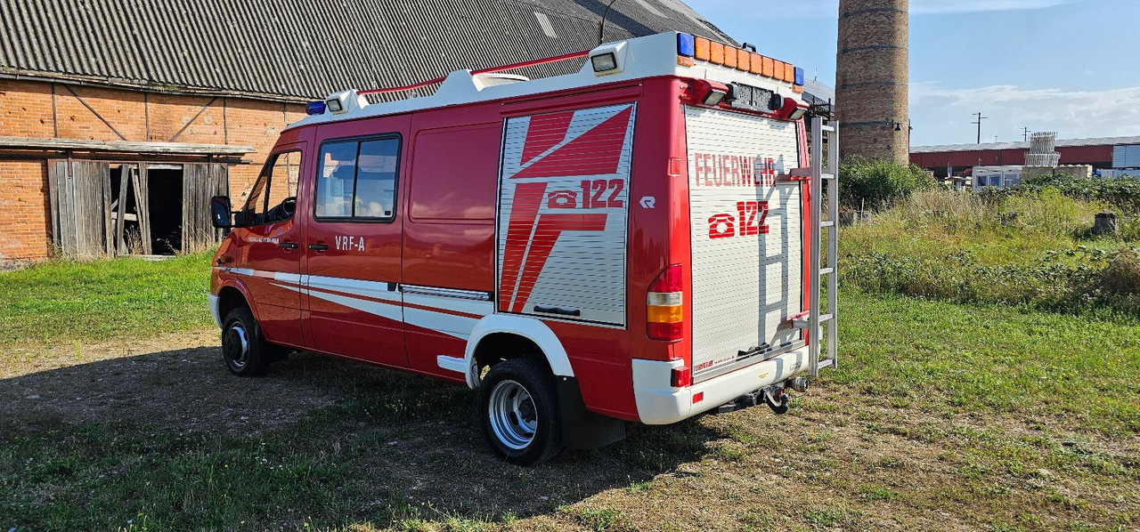 Mercedes-Benz Allrad Sprinter 416 Feuerwehr 4x4 VAN - Dostavno vozilo: slika Mercedes-Benz Allrad Sprinter 416 Feuerwehr 4x4 VAN - Dostavno vozilo Mercedes-Benz Allrad Sprinter 416 Feuerwehr 4x4 VAN - Dostavno vozilo: slika Mercedes-Benz Allrad Sprinter 416 Feuerwehr 4x4 VAN - Dostavno vozilo