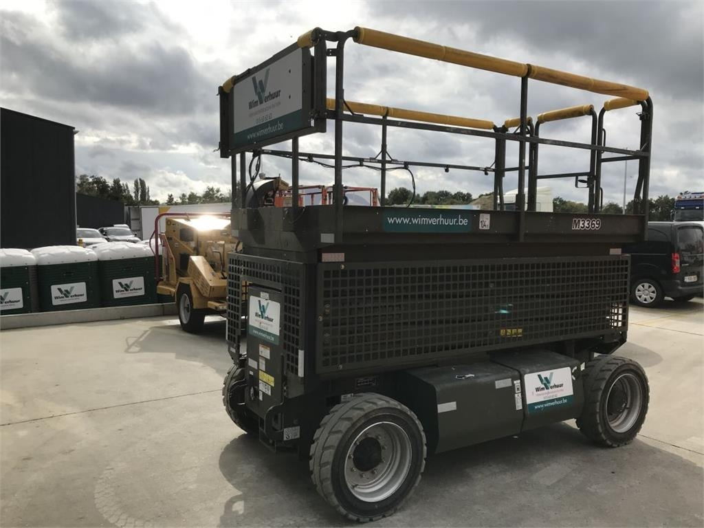 JLG M3369 (4331) - Škarasta podizna platforma: slika JLG M3369 (4331) - Škarasta podizna platforma JLG M3369 (4331) - Škarasta podizna platforma: slika JLG M3369 (4331) - Škarasta podizna platforma