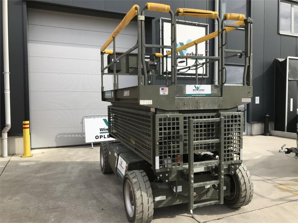 JLG M3369 (4331) - Škarasta podizna platforma: slika JLG M3369 (4331) - Škarasta podizna platforma JLG M3369 (4331) - Škarasta podizna platforma: slika JLG M3369 (4331) - Škarasta podizna platforma