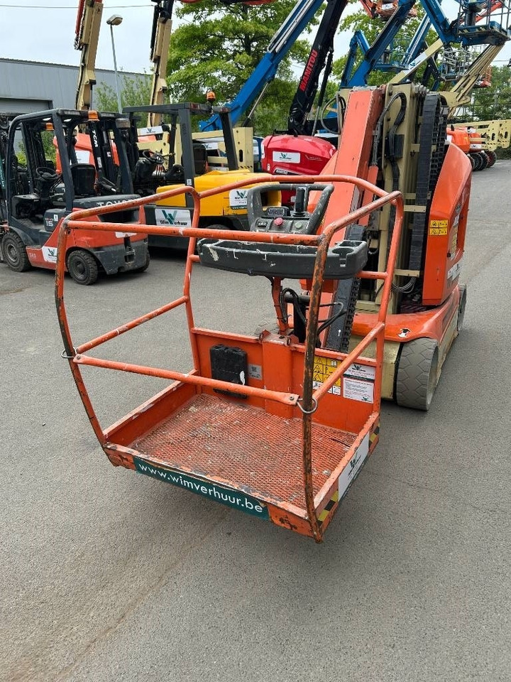 JLG Toucan 12 E - Zglobni krak: slika JLG Toucan 12 E - Zglobni krak JLG Toucan 12 E - Zglobni krak: slika JLG Toucan 12 E - Zglobni krak