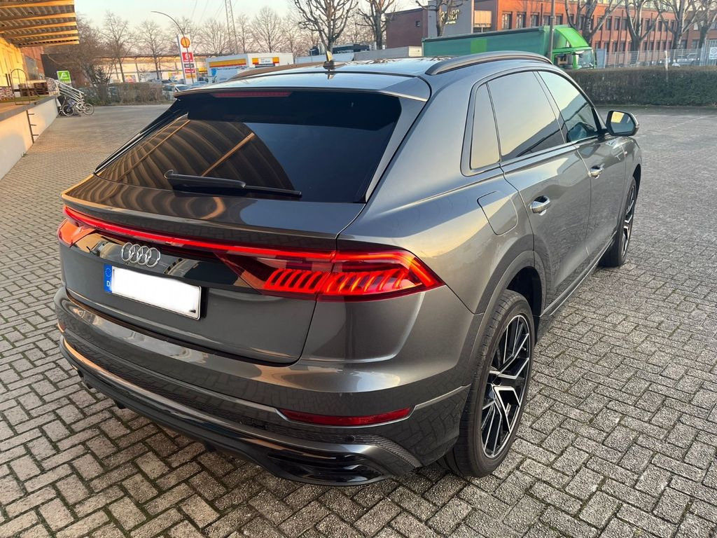 Audi Q8 50 TDI quattro tiptronic 22 Zoll*3xSline*Pano Audi Q8 50 TDI quattro tiptronic 22 Zoll*3xSline*Pano - SUV: slika Audi Q8 50 TDI quattro tiptronic 22 Zoll*3xSline*Pano Audi Q8 50 TDI quattro tiptronic 22 Zoll*3xSline*Pano - SUV Audi Q8 50 TDI quattro tiptronic 22 Zoll*3xSline*Pano Audi Q8 50 TDI quattro tiptronic 22 Zoll*3xSline*Pano - SUV: slika Audi Q8 50 TDI quattro tiptronic 22 Zoll*3xSline*Pano Audi Q8 50 TDI quattro tiptronic 22 Zoll*3xSline*Pano - SUV