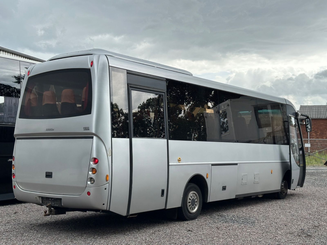 Iveco Kapena Tema 100 (32*Sitze*DE*TOP*Schalt) O510 Iveco Kapena Tema 100 , O 510, 818, Rapido - Minibus, Putnički kombi: slika Iveco Kapena Tema 100 (32*Sitze*DE*TOP*Schalt) O510 Iveco Kapena Tema 100 , O 510, 818, Rapido - Minibus, Putnički kombi Iveco Kapena Tema 100 (32*Sitze*DE*TOP*Schalt) O510 Iveco Kapena Tema 100 , O 510, 818, Rapido - Minibus, Putnički kombi: slika Iveco Kapena Tema 100 (32*Sitze*DE*TOP*Schalt) O510 Iveco Kapena Tema 100 , O 510, 818, Rapido - Minibus, Putnički kombi