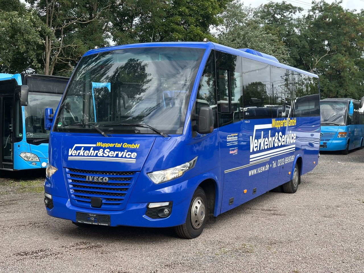 Iveco Rapido 70C18 (wenig Km*7.2t*33 Sitze) Rosero - Minibus, Putnički kombi: slika Iveco Rapido 70C18 (wenig Km*7.2t*33 Sitze) Rosero - Minibus, Putnički kombi Iveco Rapido 70C18 (wenig Km*7.2t*33 Sitze) Rosero - Minibus, Putnički kombi: slika Iveco Rapido 70C18 (wenig Km*7.2t*33 Sitze) Rosero - Minibus, Putnički kombi