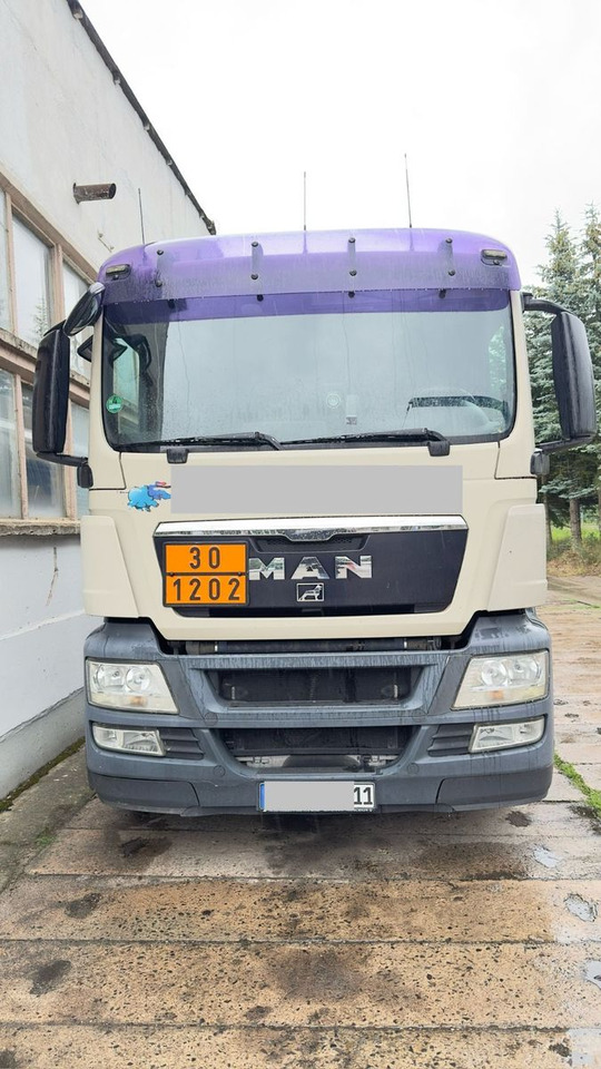 MAN TGS 18.440 4X2 BL A3 (Oben+Untenbefüllung) - Kamion cisterna: slika MAN TGS 18.440 4X2 BL A3 (Oben+Untenbefüllung) - Kamion cisterna MAN TGS 18.440 4X2 BL A3 (Oben+Untenbefüllung) - Kamion cisterna: slika MAN TGS 18.440 4X2 BL A3 (Oben+Untenbefüllung) - Kamion cisterna