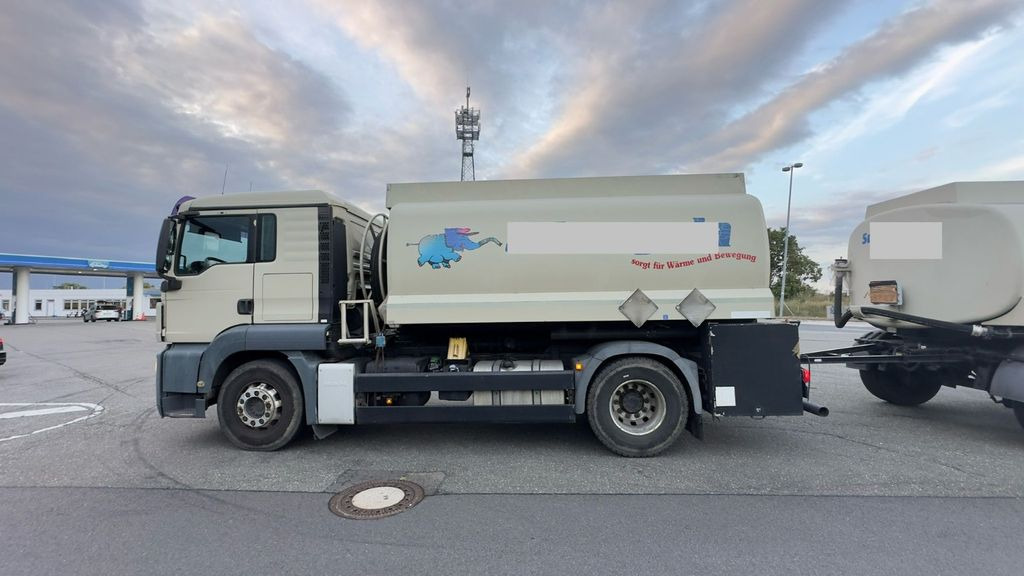 MAN TGS 18.440 4X2 BL A3 (Oben+Untenbefüllung) - Kamion cisterna: slika MAN TGS 18.440 4X2 BL A3 (Oben+Untenbefüllung) - Kamion cisterna MAN TGS 18.440 4X2 BL A3 (Oben+Untenbefüllung) - Kamion cisterna: slika MAN TGS 18.440 4X2 BL A3 (Oben+Untenbefüllung) - Kamion cisterna