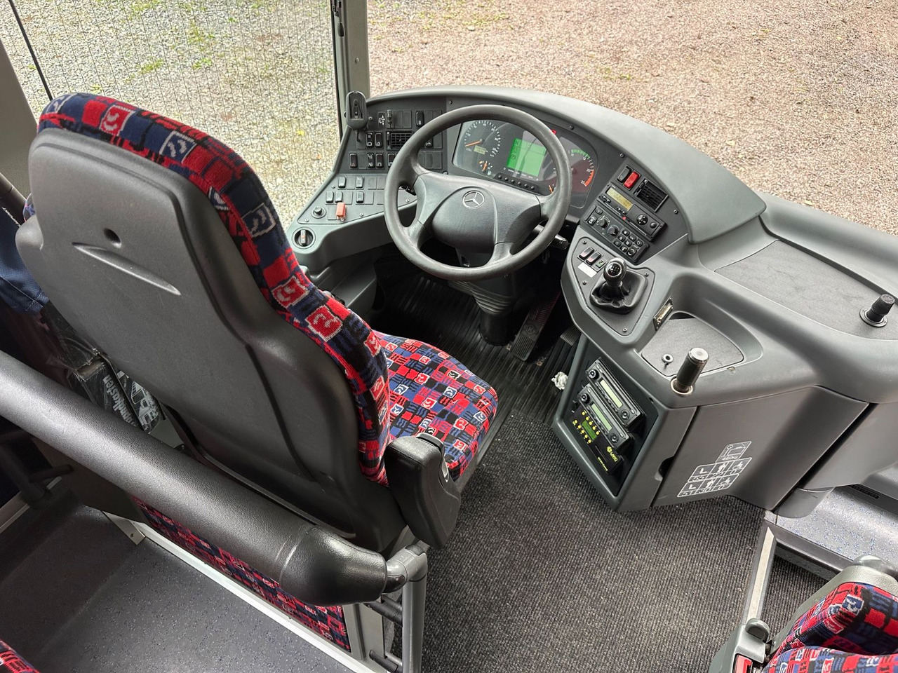 Mercedes-Benz O550 Integro (58 Sitze*Klima) - Prigradski autobus: slika  Mercedes-Benz O550 Integro (58 Sitze*Klima) - Prigradski autobus Mercedes-Benz O550 Integro (58 Sitze*Klima) - Prigradski autobus: slika  Mercedes-Benz O550 Integro (58 Sitze*Klima) - Prigradski autobus