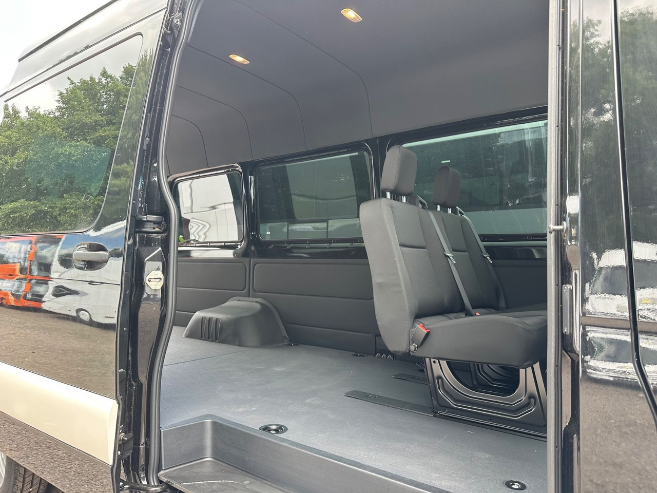 Mercedes-Benz Sprinter 519 CDi 4x4 H+L 360° Cam.*Navi*253.4 Km - Minibus, Putnički kombi: slika Mercedes-Benz Sprinter 519 CDi 4x4 H+L 360° Cam.*Navi*253.4 Km - Minibus, Putnički kombi Mercedes-Benz Sprinter 519 CDi 4x4 H+L 360° Cam.*Navi*253.4 Km - Minibus, Putnički kombi: slika Mercedes-Benz Sprinter 519 CDi 4x4 H+L 360° Cam.*Navi*253.4 Km - Minibus, Putnički kombi