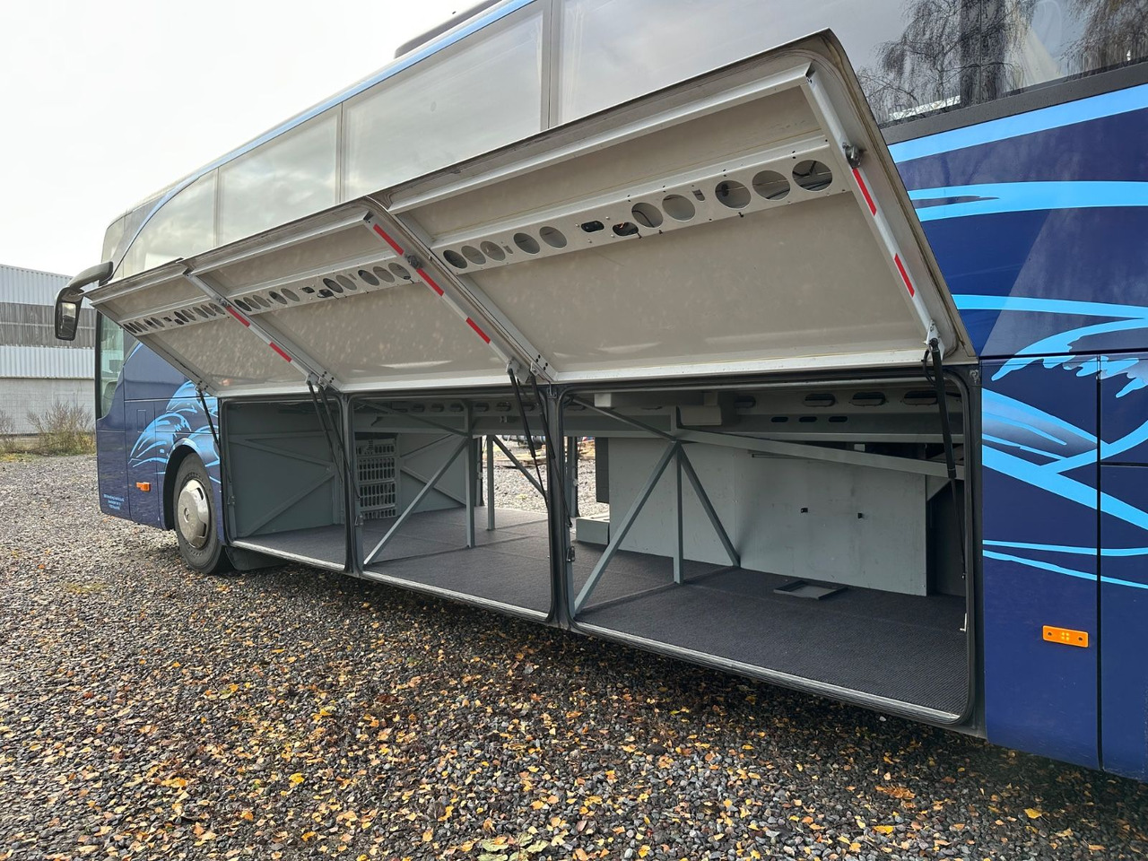 Mercedes-Benz Tourismo O350 17 RHD-L (59Sitze*DE*TOP) - Turistički autobus: slika Mercedes-Benz Tourismo O350 17 RHD-L (59Sitze*DE*TOP) - Turistički autobus Mercedes-Benz Tourismo O350 17 RHD-L (59Sitze*DE*TOP) - Turistički autobus: slika Mercedes-Benz Tourismo O350 17 RHD-L (59Sitze*DE*TOP) - Turistički autobus