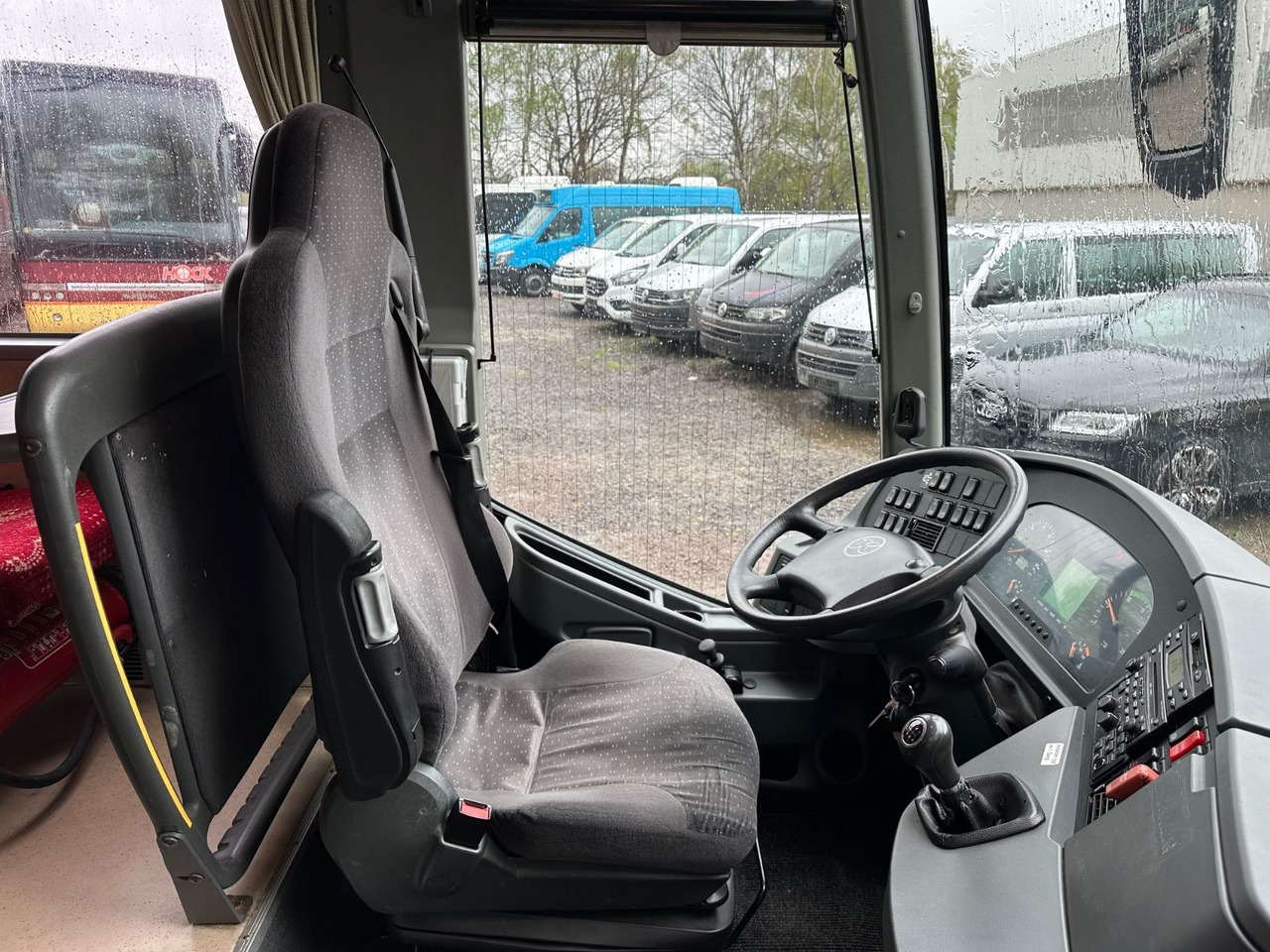 Prigradski autobus Setra S 412 UL-GT (Klima*DE): slika Prigradski autobus Setra S 412 UL-GT (Klima*DE)
