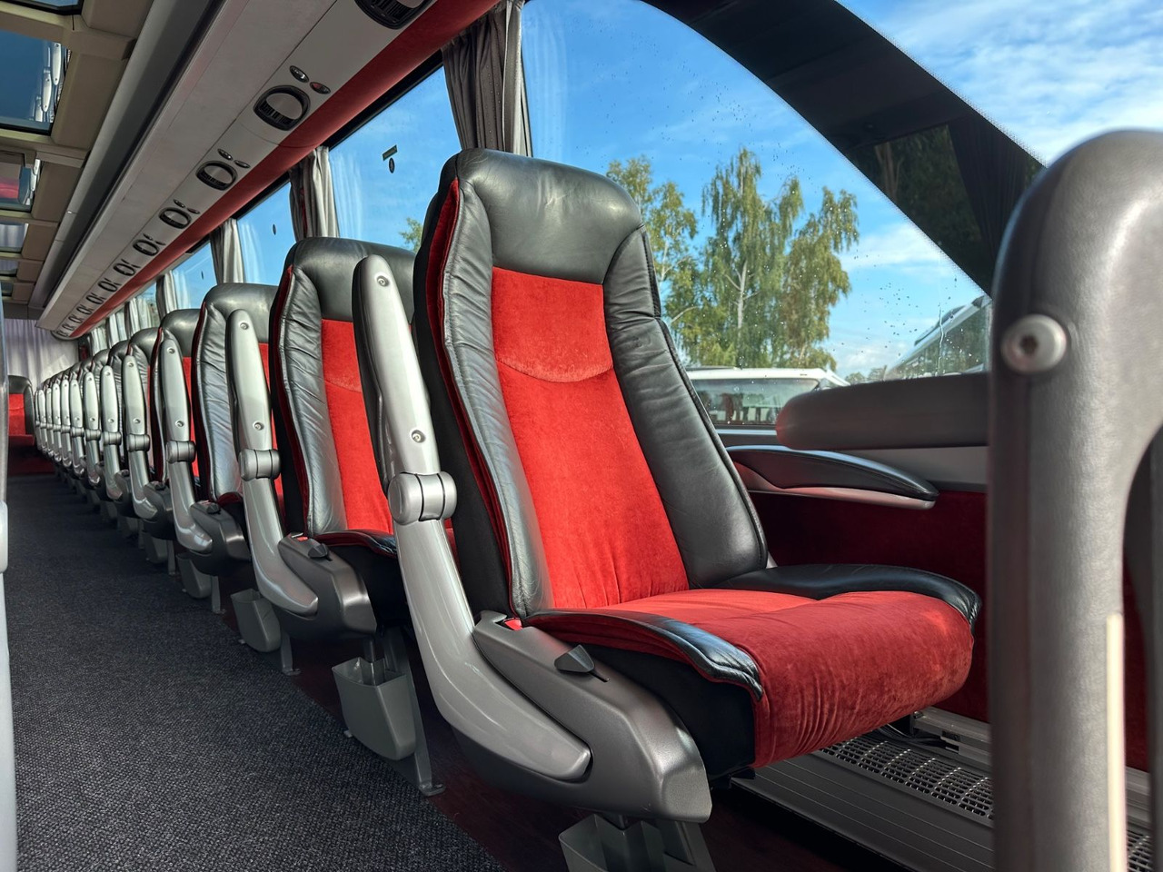 Setra S 416 HDH (V.I.P 2+1 Sitze*Panorama*TOP) - Turistički autobus: slika Setra S 416 HDH (V.I.P 2+1 Sitze*Panorama*TOP) - Turistički autobus Setra S 416 HDH (V.I.P 2+1 Sitze*Panorama*TOP) - Turistički autobus: slika Setra S 416 HDH (V.I.P 2+1 Sitze*Panorama*TOP) - Turistički autobus