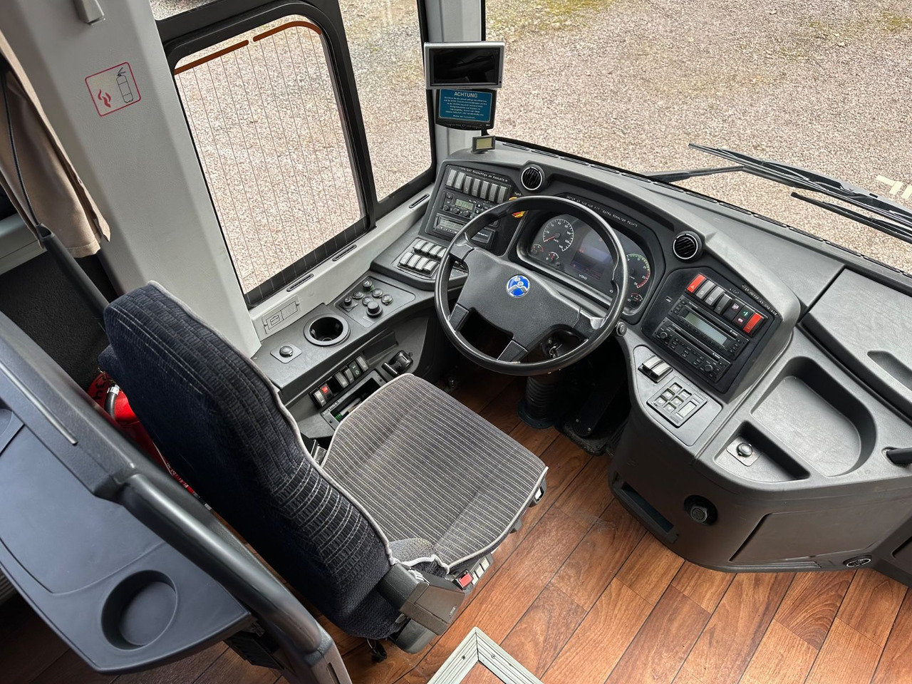 Temsa MD9 C (wenig Km*34 Sitze) - Turistički autobus: slika Temsa MD9 C (wenig Km*34 Sitze) - Turistički autobus Temsa MD9 C (wenig Km*34 Sitze) - Turistički autobus: slika Temsa MD9 C (wenig Km*34 Sitze) - Turistički autobus