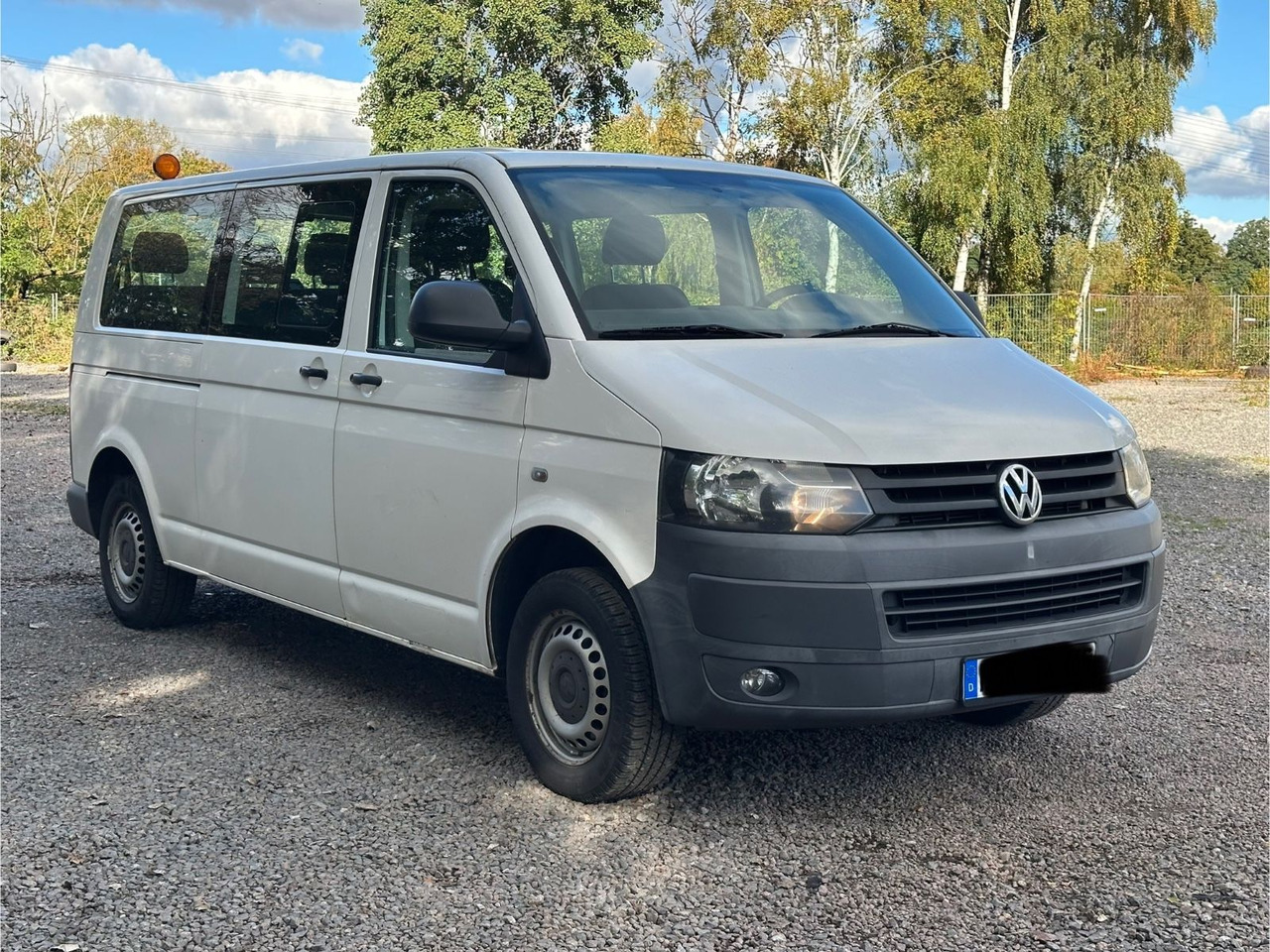 Volkswagen T5 Kombi - Putnički kombi: slika Volkswagen T5 Kombi - Putnički kombi Volkswagen T5 Kombi - Putnički kombi: slika Volkswagen T5 Kombi - Putnički kombi