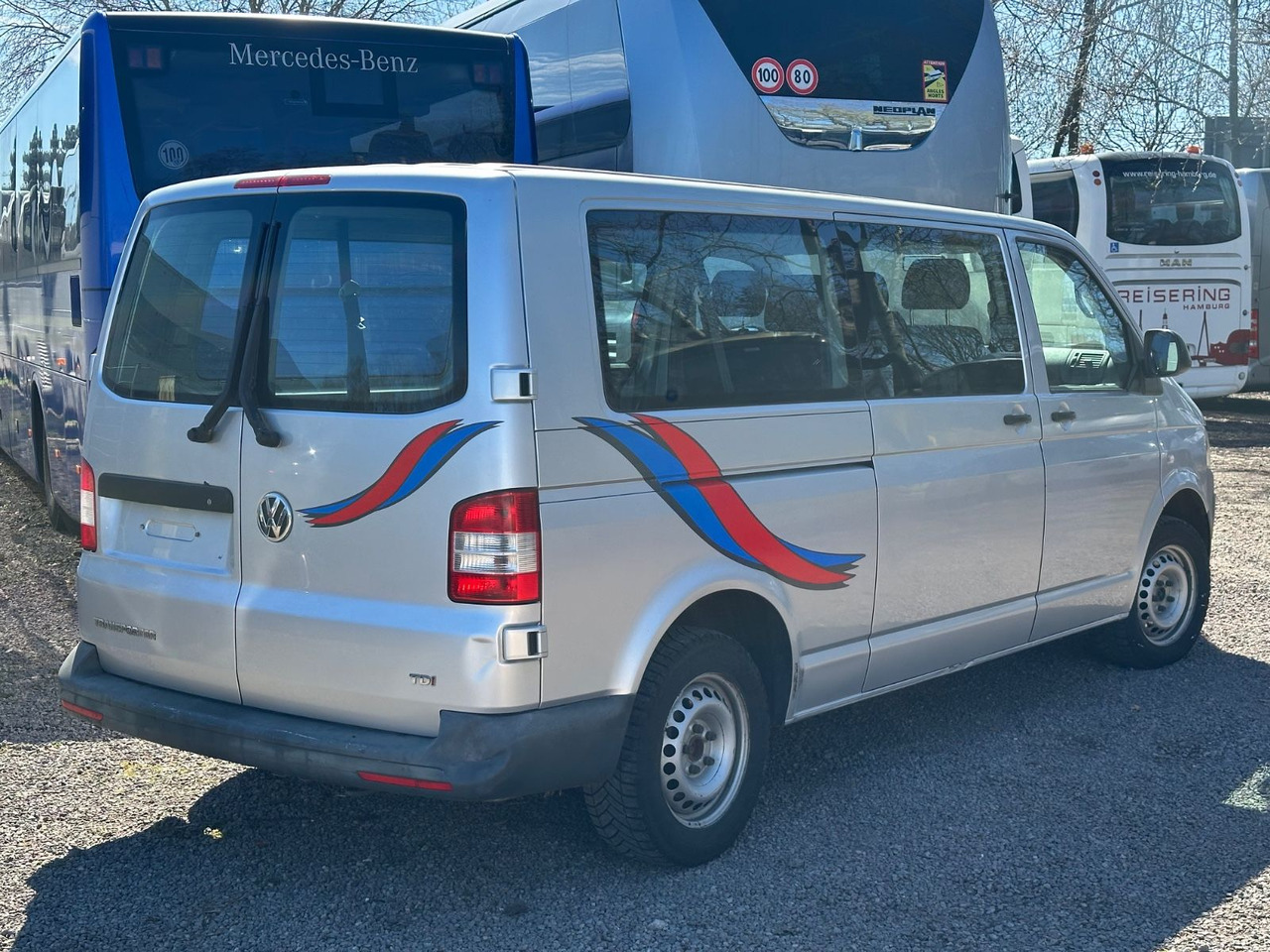 Volkswagen T6 Kombi - Putnički kombi: slika Volkswagen T6 Kombi - Putnički kombi Volkswagen T6 Kombi - Putnički kombi: slika Volkswagen T6 Kombi - Putnički kombi
