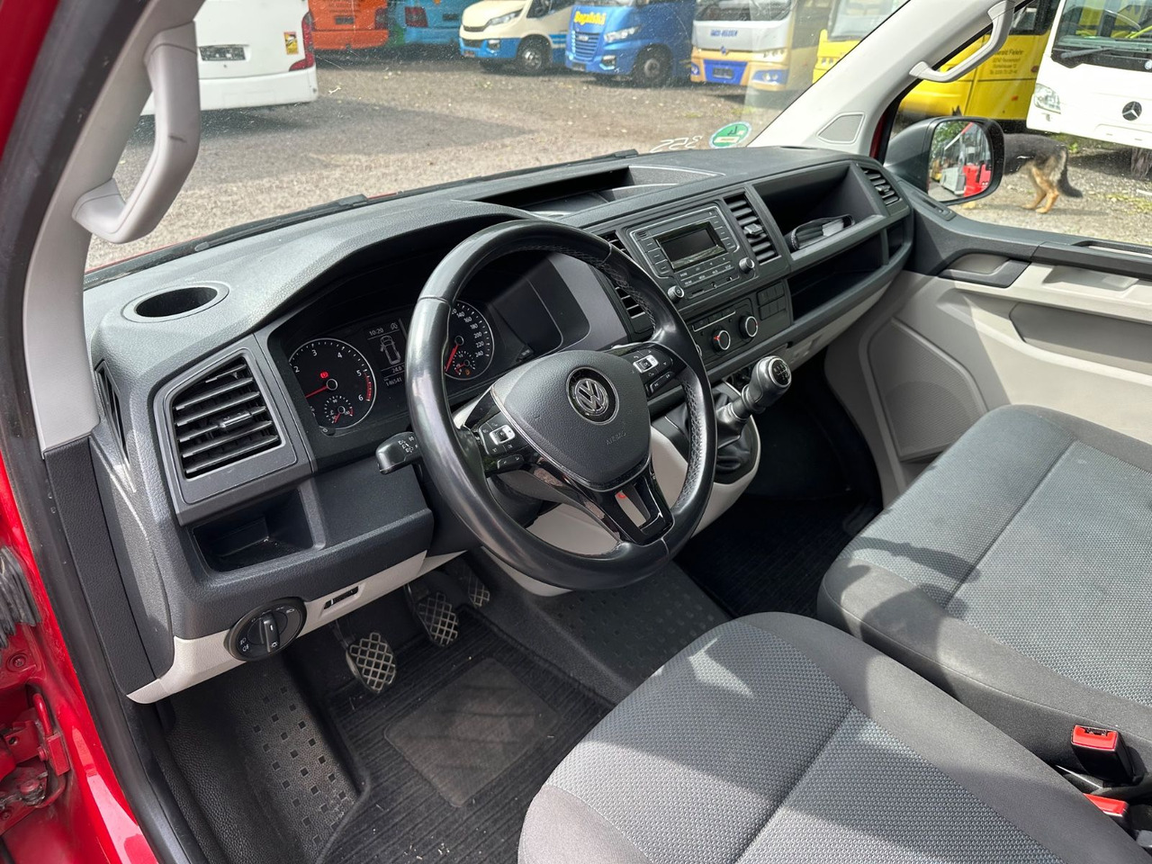 Volkswagen T6 Kombi (PDC Hi*ACC*StandHz*9 Sitzer*AC) - Putnički kombi: slika Volkswagen T6 Kombi (PDC Hi*ACC*StandHz*9 Sitzer*AC) - Putnički kombi Volkswagen T6 Kombi (PDC Hi*ACC*StandHz*9 Sitzer*AC) - Putnički kombi: slika Volkswagen T6 Kombi (PDC Hi*ACC*StandHz*9 Sitzer*AC) - Putnički kombi